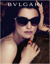“La colección “Le Gemme” de Bvlgari, es una colección sin precedentes. Gafas de sol con monturas que lucen exultantes, oro y piedras preciosas.”