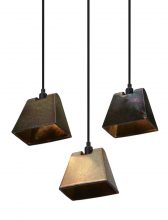 “Lustre es el último descubrimiento de Tom Dixon en su constante búsqueda de nuevos y especiales acabados metálicos.”