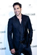 “Roberto Cavalli ha inaugurado espacio en Madrid. Como no podía ser de otro modo en la milla de oro del shopping de alta gama, Ortega y Gasset 25.”