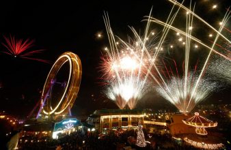 “La Nochevieja se aprovecha cada vez más para viajar y celebrar las fiestas fuera de casa. Aquí recomendamos los top 10 destinos para celebrar el fin de año y tener una experiencia recomendable.”