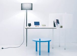 “La serie A Intersection B es una obra del diseñador coreano Kim Myung Hyun. Y es una colección de muebles que se pueden encajar de distintas formas, para ser utilizado de manera que se adapte a cada una de las situaciones.”