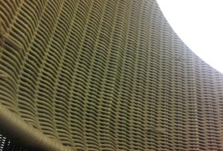 “Fora es una lámpara de exterior con IP 55, diseñada por Gonzalo Milà y Alex Fernández para Bover.”