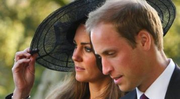 “La duquesa de Cambridge y el príncipe William, nieto mayor de la Reina Isabel de Inglaterra, fueron padres en Londres. Aún se desconoce el nombre del pequeño.”