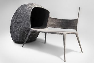 “Este diseñador español tiene una visión y misión claras: crear muebles que estén vivos.”