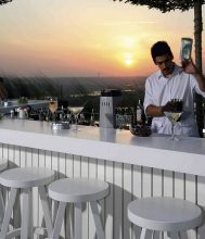 "Con una vista panorámica de Estambul, Mikla es un restaurante de lujo."