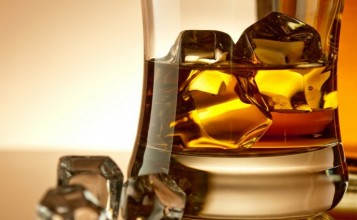 "La marca Bacardi ha lanzado Royal Brackla 35 years old; hasta ahora, el whisky más caro de cuantos ha sacado al mercado. Una edición limitada a 100 botellas"