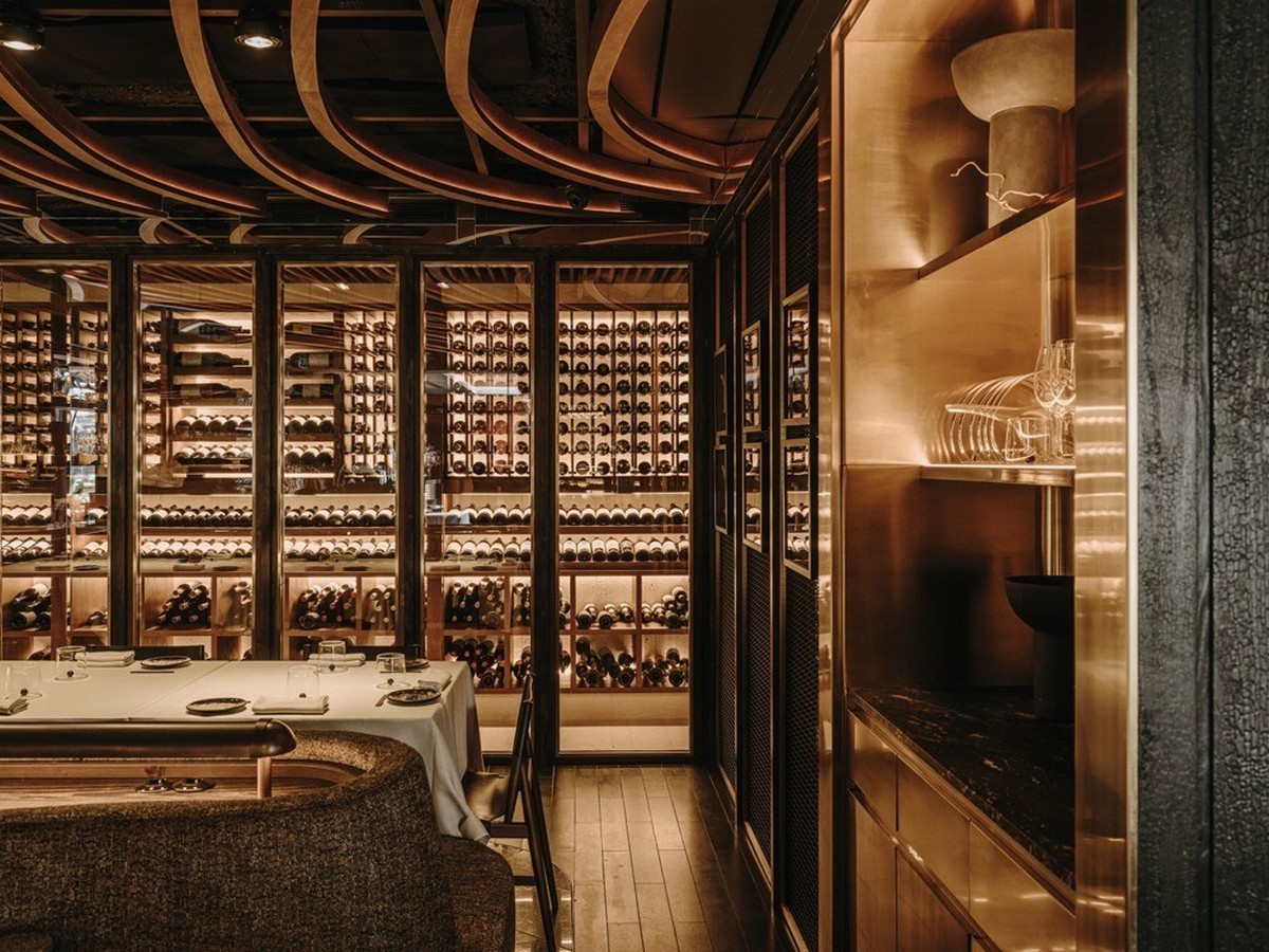 Restaurante lujuoso Leña un nuevo e impresionante espacio en Marbella
