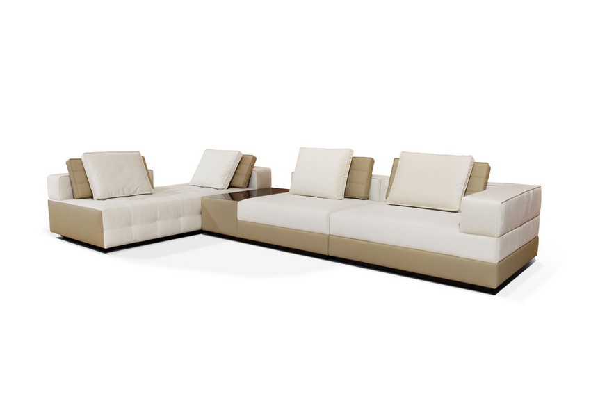 Capuchin: La Esencia de un Diseño de Interiores moderno con el nuevo Sofa de Caffe Latte